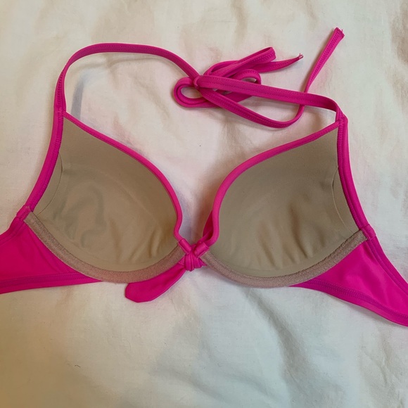 Victoria’s Secret Hot Pink Push Up Bikini Top - Picture 4 of 6
